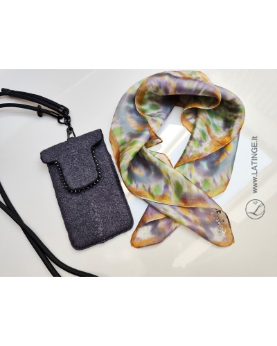 latinge-autoriniai-aksesuarai-skareles-silko-rankines-deklia-telefonams-crossbody_rankines-papuosalai-internetu