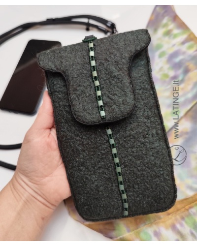 latinge-deklai-telefonui-rankine_cross_body-rudas-forest-mint-vegan-oda-2