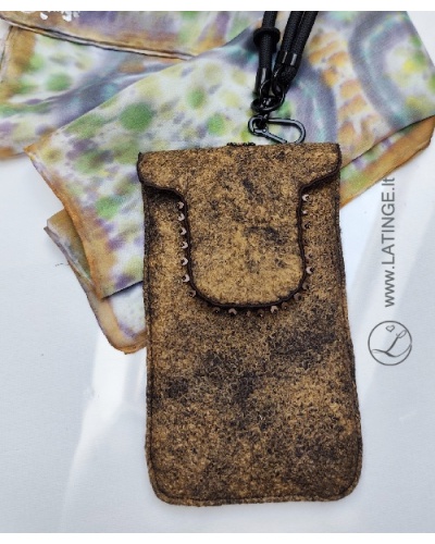 latinge-deklai-telefonui-rankine_cross_body-rudas-karamele-vegan-oda-2