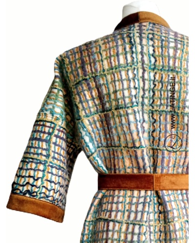 latinge-kimono-paltas_moterims-merino-vilna-rankudarbo-veltinis-tweed-1